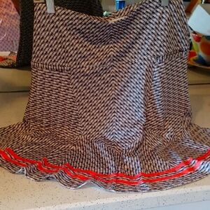 Stylish Black and Red Women's Golf Skirt